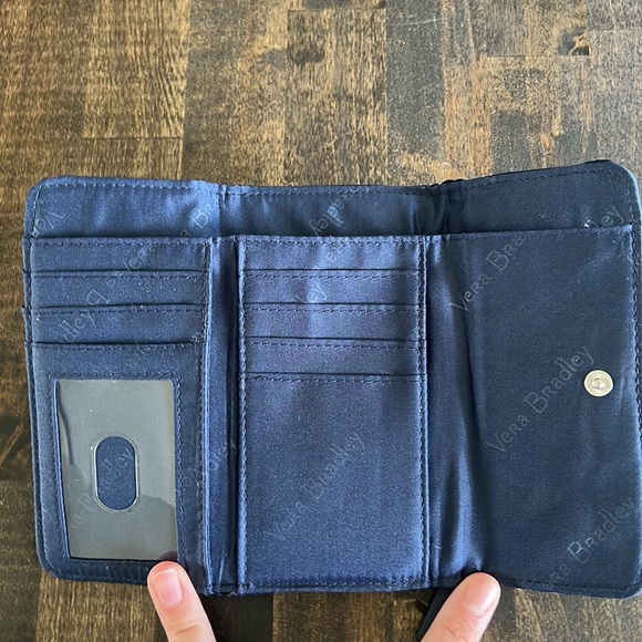 Vera Bradley Wristlet - Picture 5 of 7